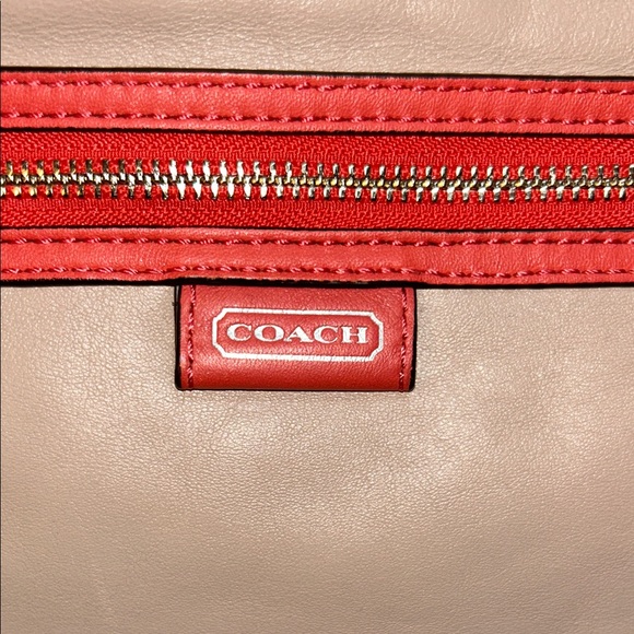 Coach Daisy Spectator Leather Emma Tote Bag - Picture 2 of 16